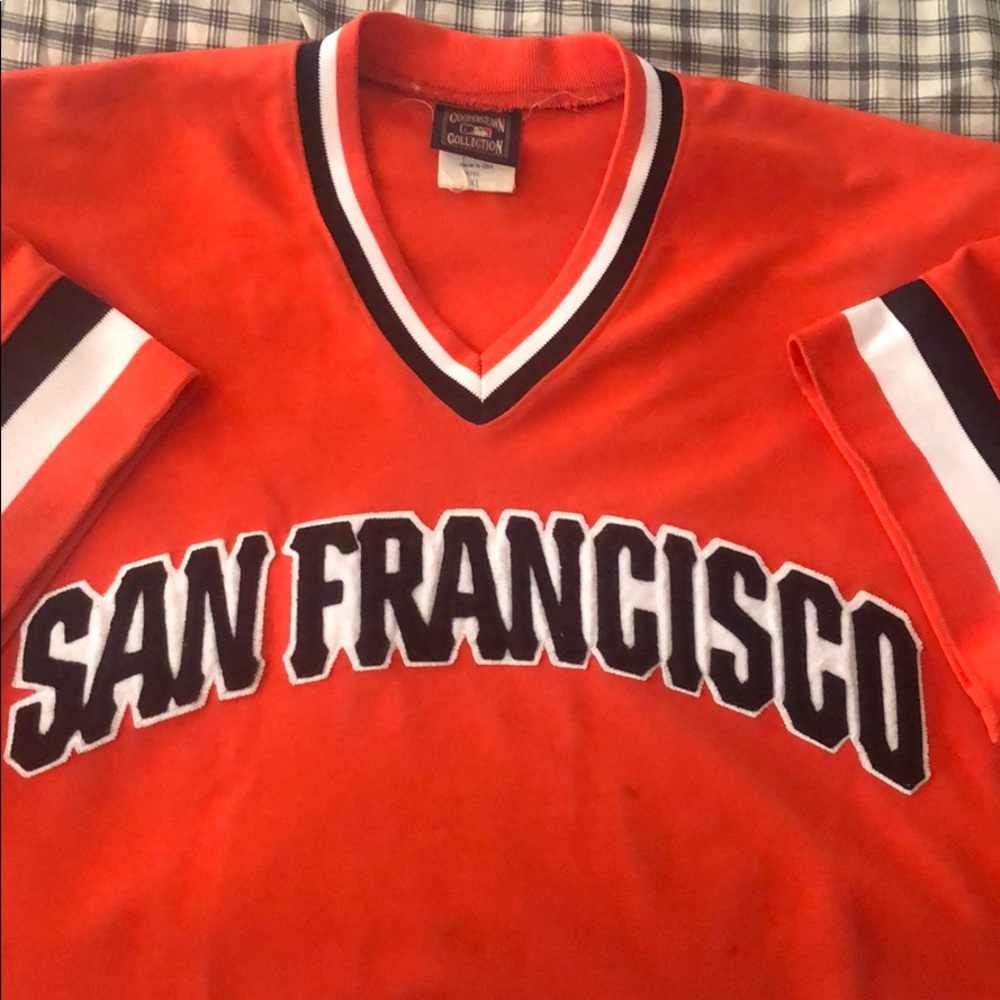 Vintage San Francisco Giants Jersey (early 2000’s)